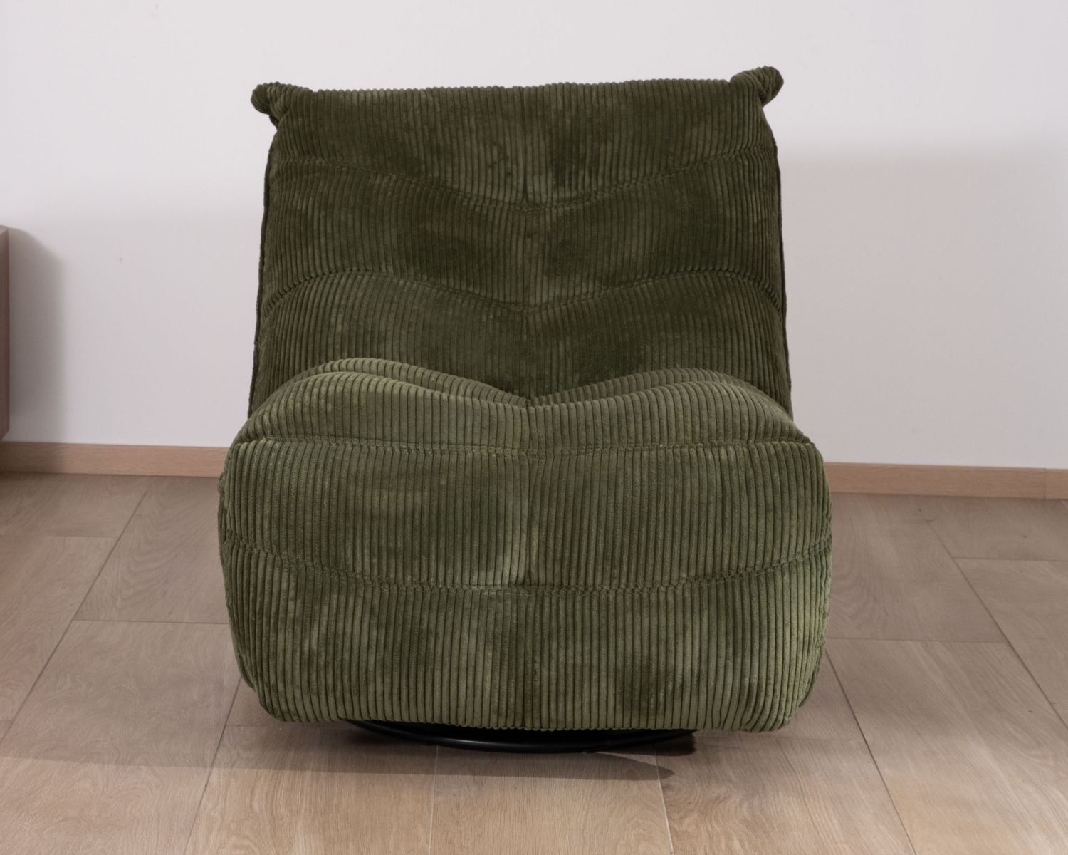 Sillón relax de estilo acogedor en terciopelo acanalado verde «Cascada» con reclinación eléctrica