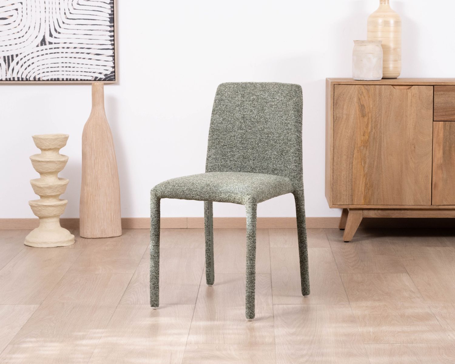 Lote de 4 sillas de comedor contemporáneas «Otto» con tapizado integral de tela verde salvia jaspeada