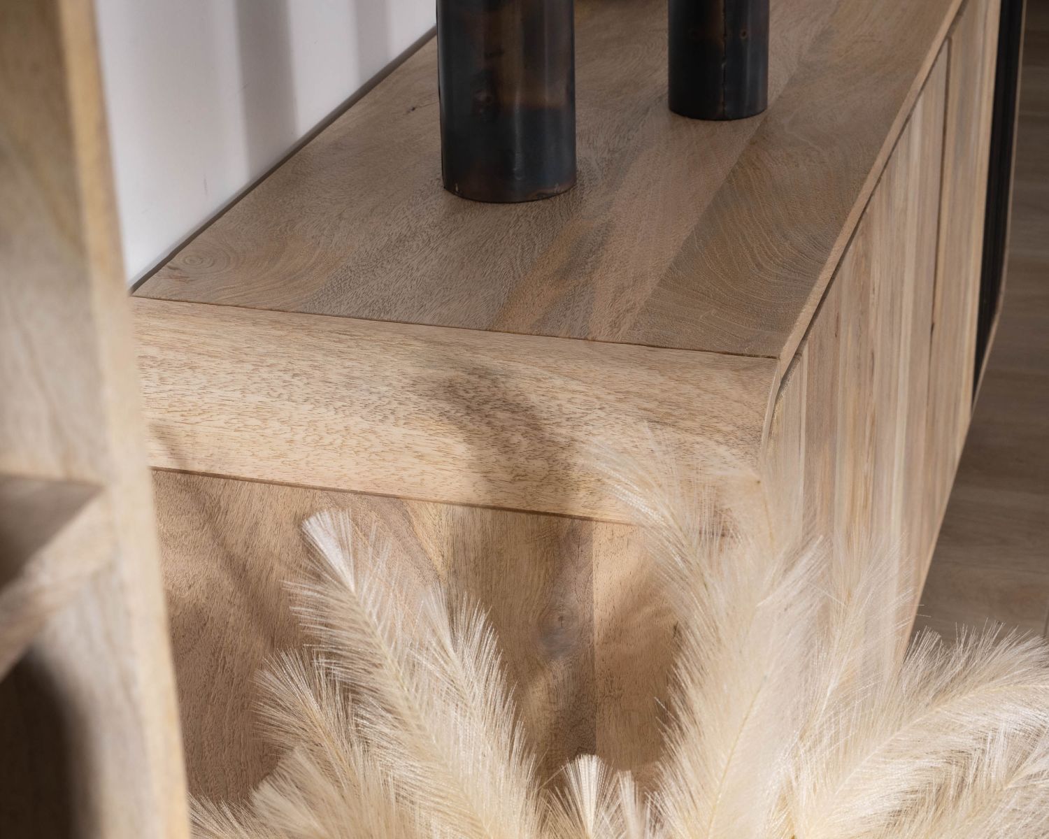 Aparador de 180 cm de madera de mango con diseño minimalista «Jappy» de estilo japandi, de 4 puertas