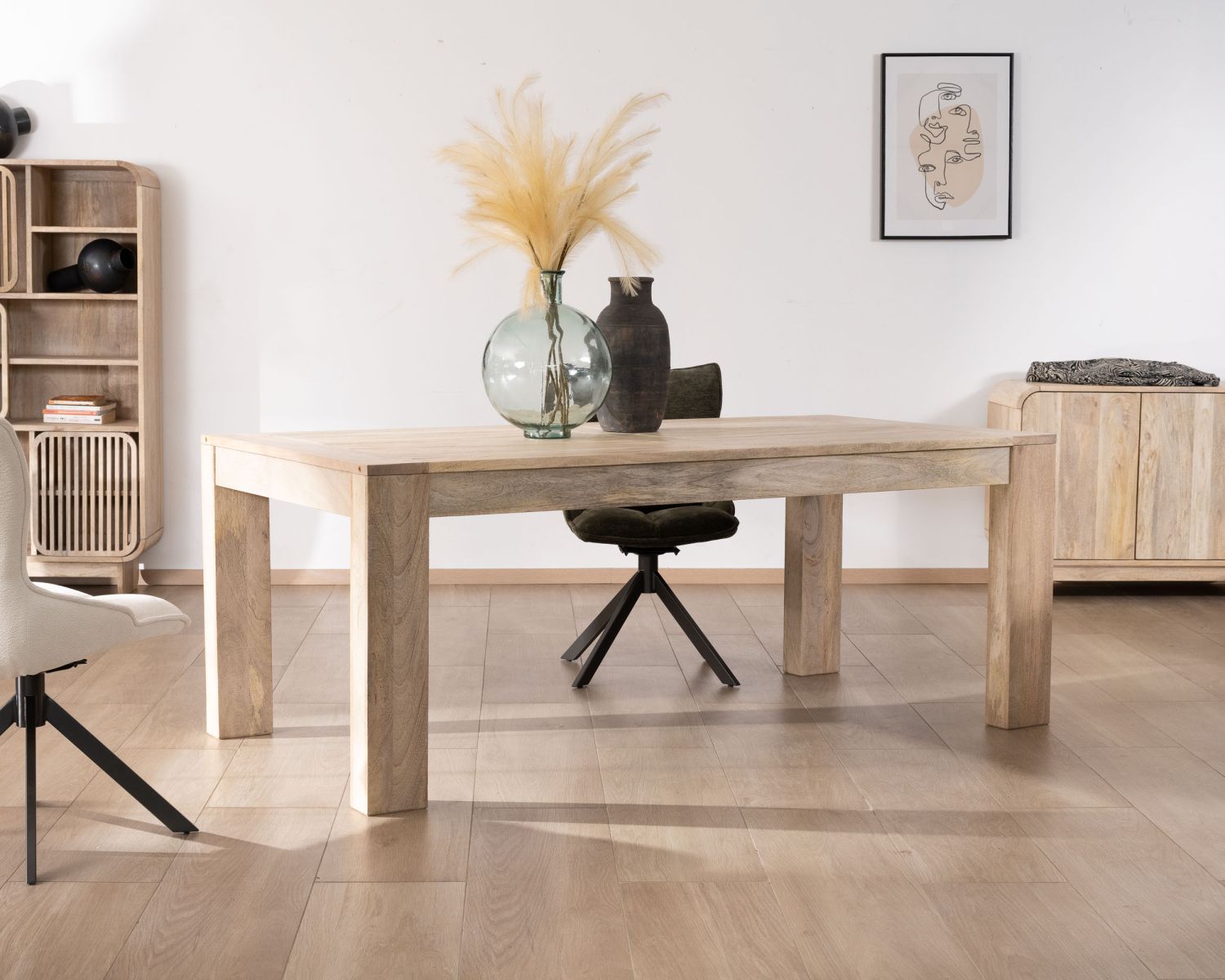 Mesa de comedor extensible de 200 a 290 cm de madera de mango «Jappy»