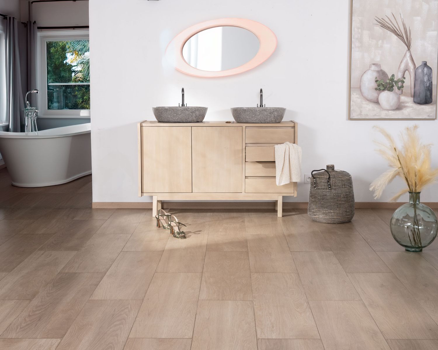 Mueble bajo lavabo de 140 cm en madera de mango blanqueada con puertas y cajones «Kahiko»