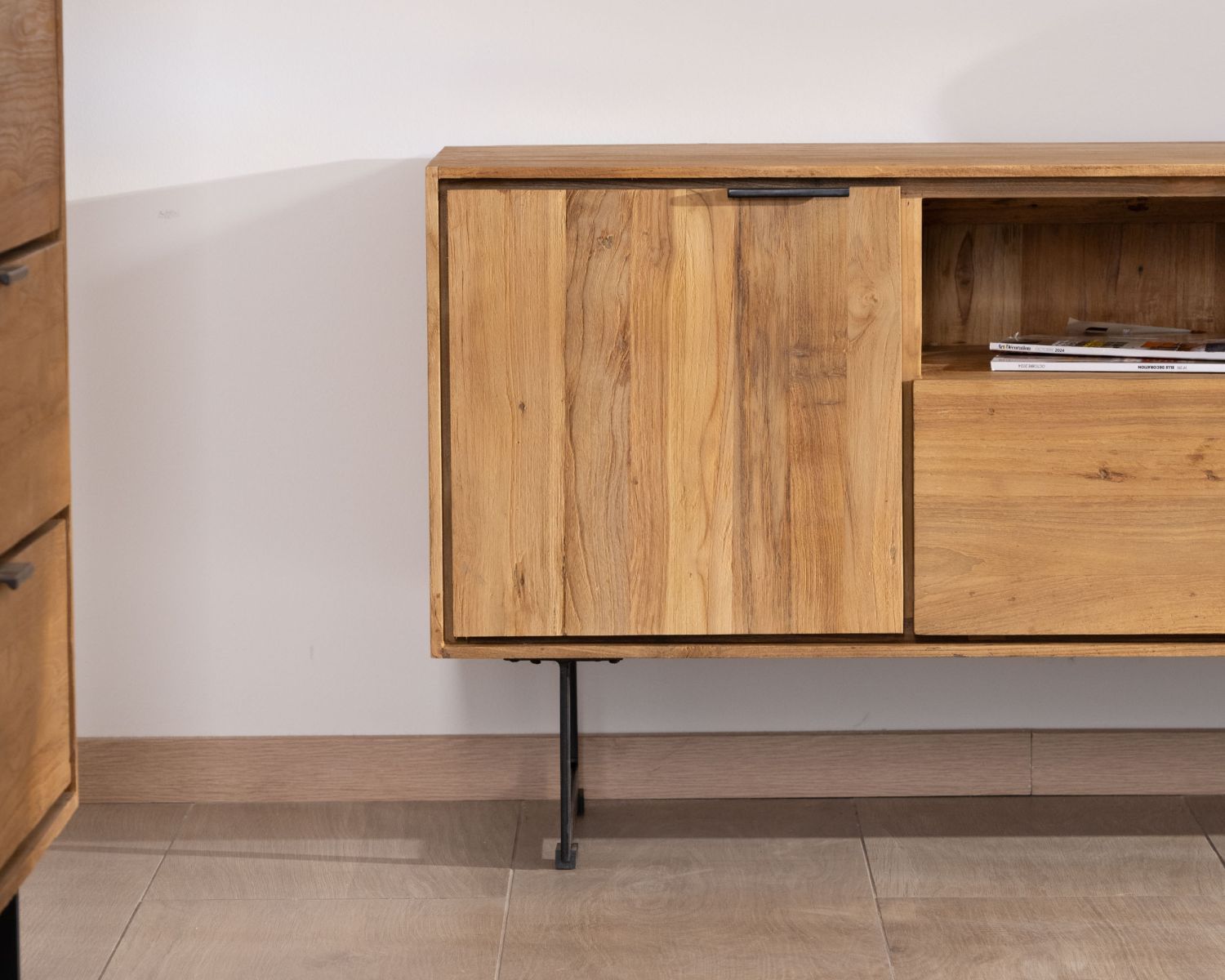 Mueble para la tele de teca reciclada «Bahia», estilo retro