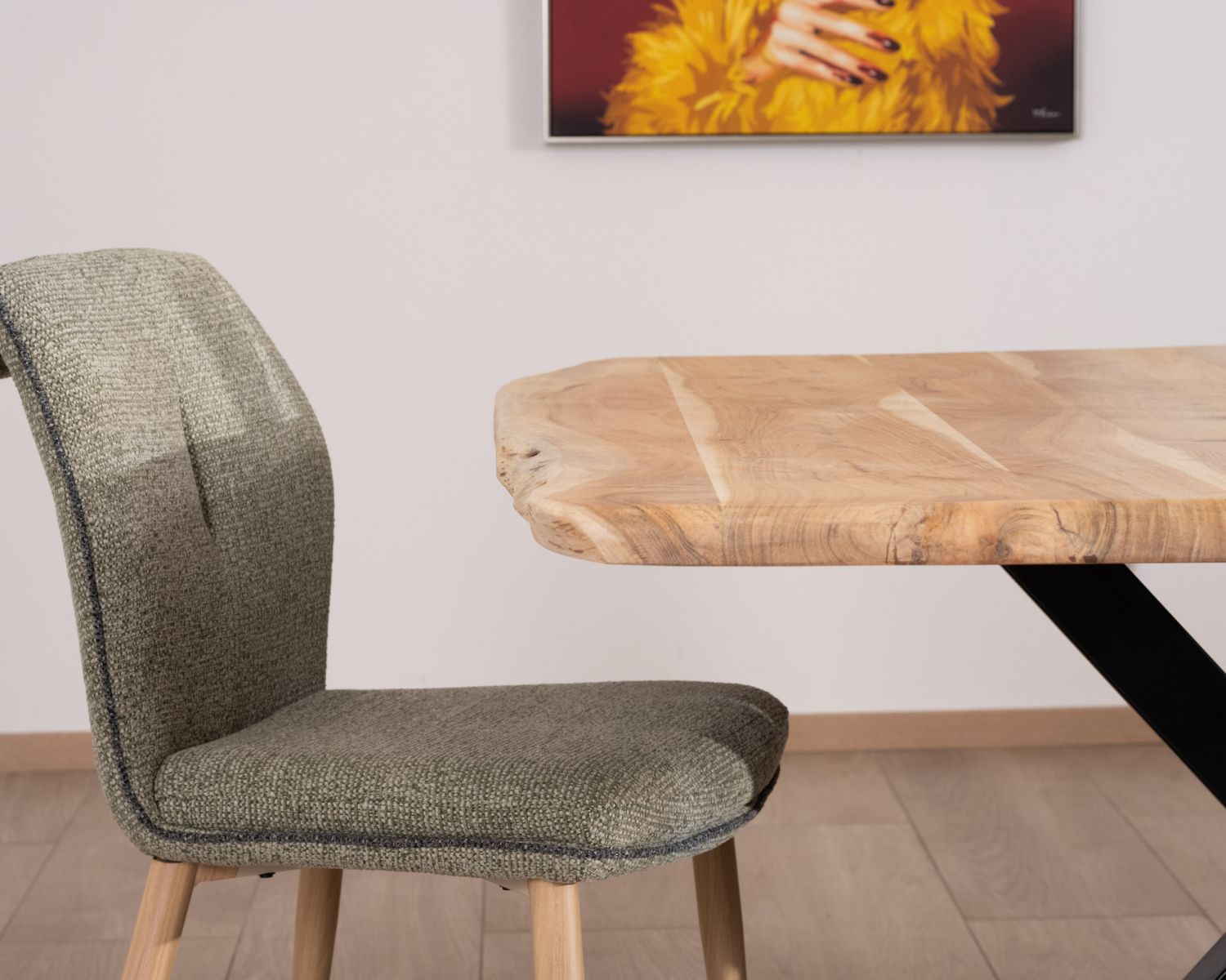 Mesa de comedor cuadrada de 120 cm de acacia con patas en forma de cruz de metal «3D» 