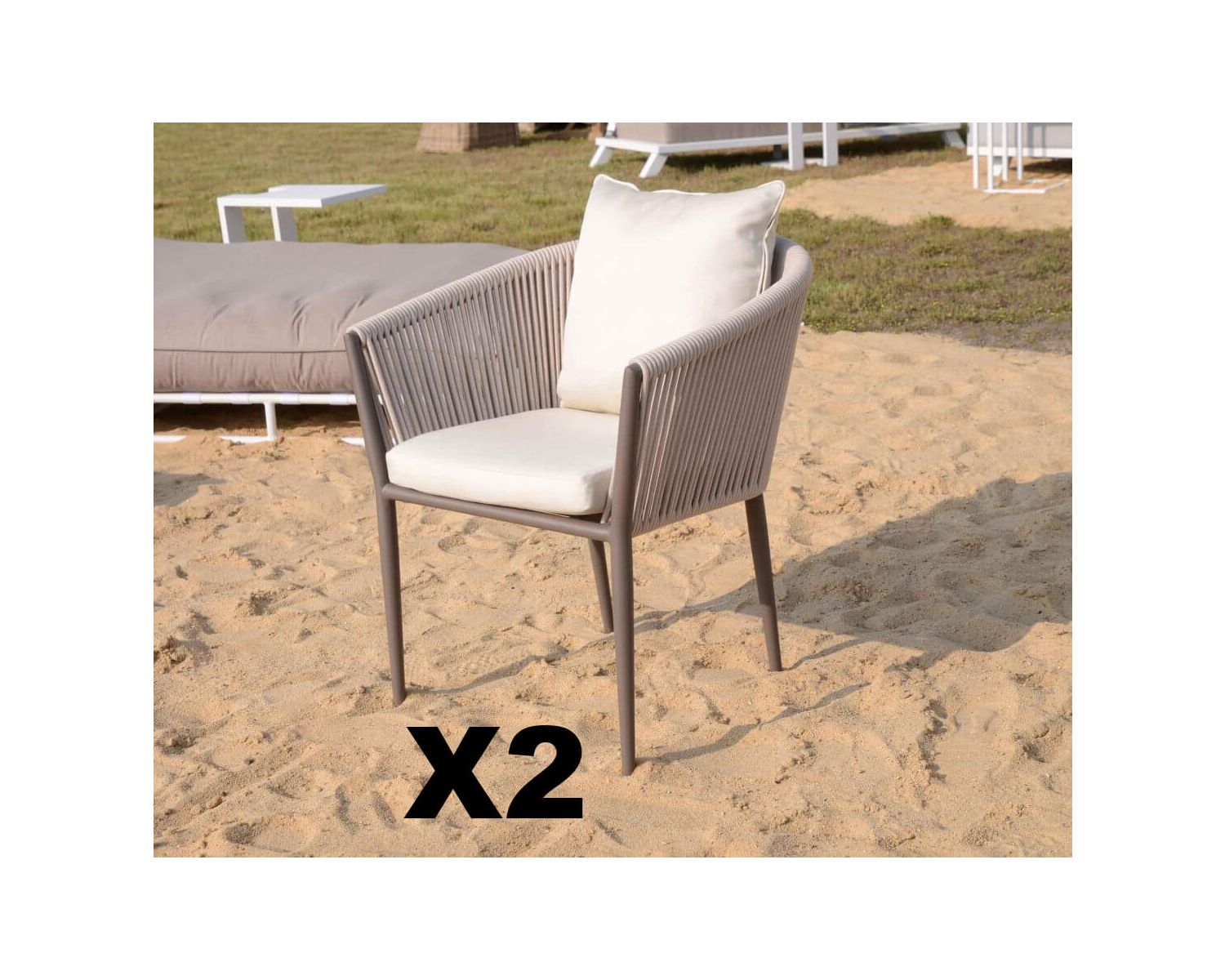 Lote de 2 sillas de jardín de diseño, de tela y aluminio color champán, modelo «Cheverny»