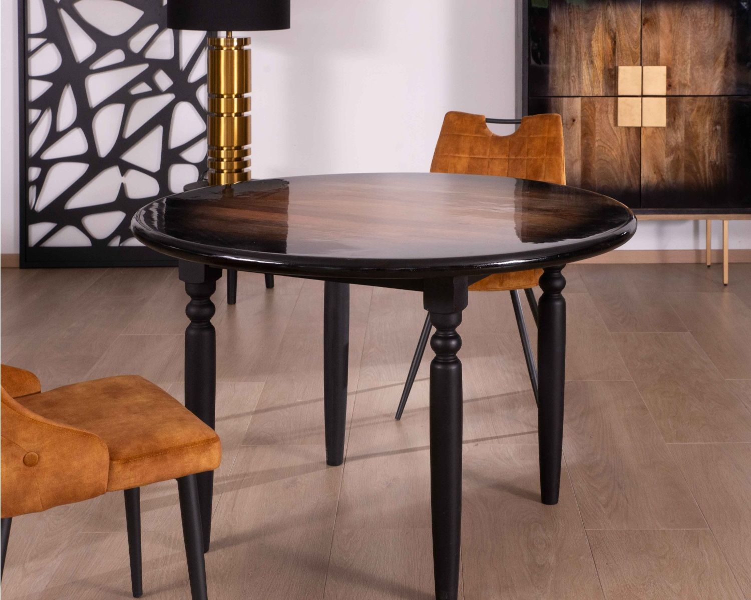 Mesa de comedor redonda bicolor con acabado lacado en madera «Pop Vintage», 120 cm