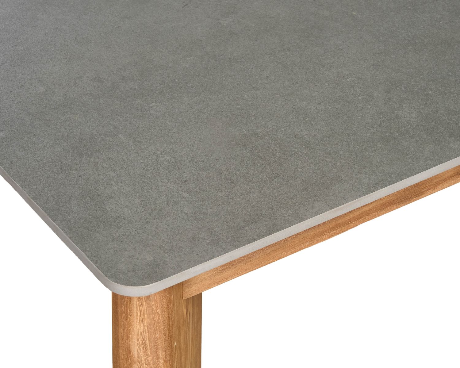 Mesa de comedor de 160 cm con tablero de cerámica gris con efecto hormigón «Merik» en teca maciza