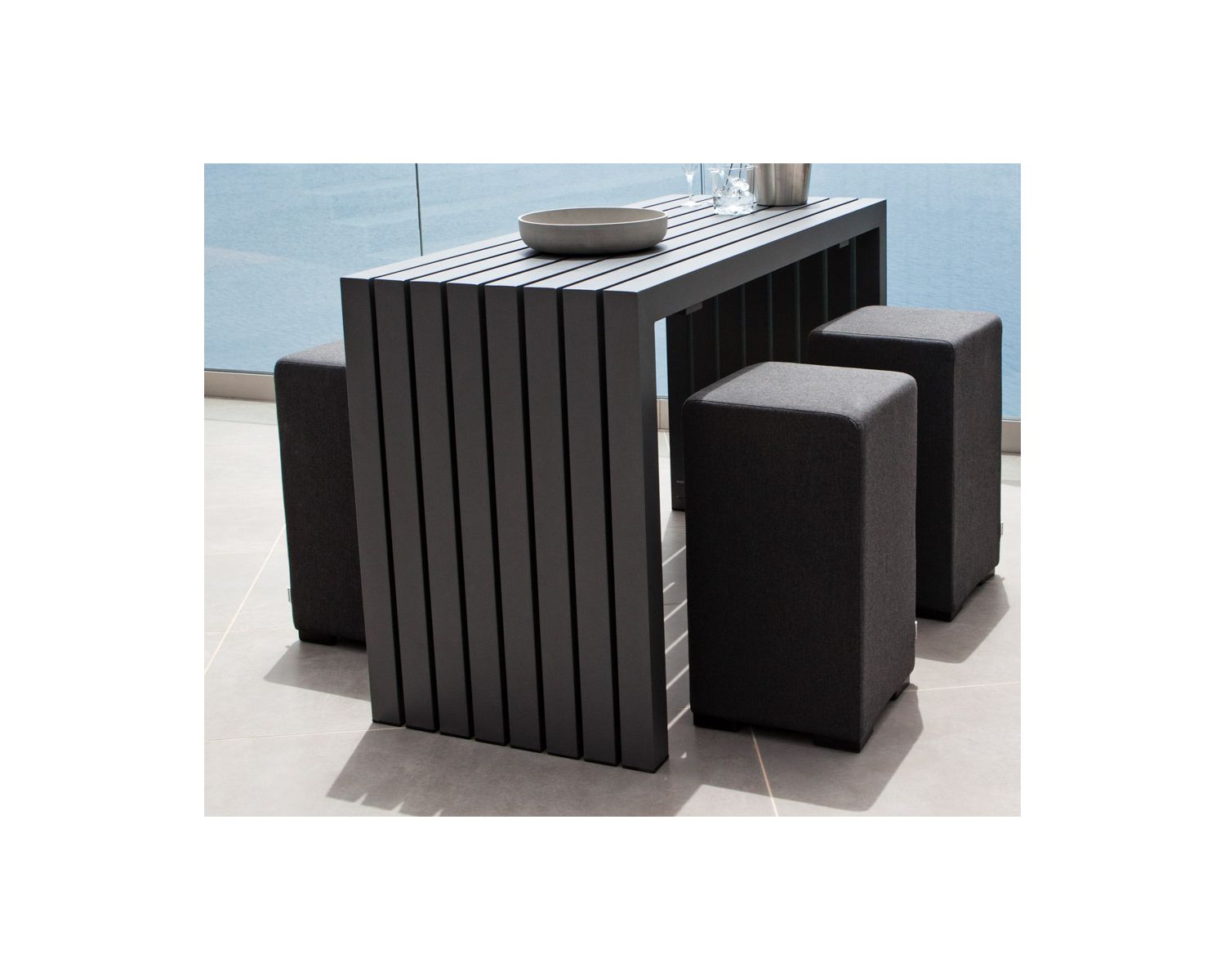Mesa de bar para exterior de aluminio negro de 160 cm «Java Island»