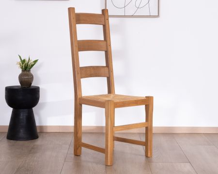 Silla de comedor de roble macizo con asiento trenzado «Antique», de estilo clásico