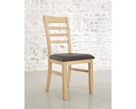 Silla «Bella» con asiento de bycast de roble