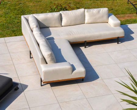 Sofá de exterior de alta gama con tejido Sunbrella y teca «Maluku Island»