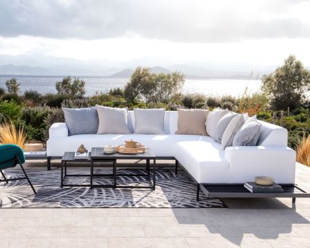 Sofá esquinero de exterior blanco y negro en imitación de cuero «Lakpura Beach»