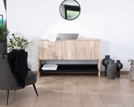 Mueble bajo lavabo de 120 cm en madera natural y negra «Nani» con un gran hueco