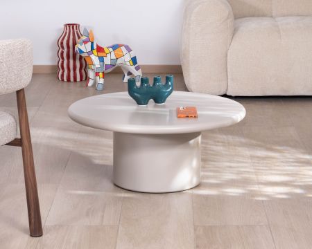 Mesa de centro redonda y minimalista «Nalya», en color beige, con pie central
