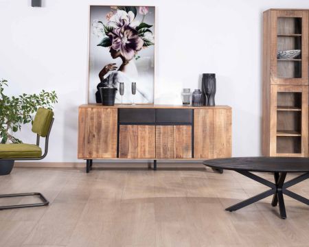 Aparador de 175 cm de acacia con 2 cajones y patas metálicas negras «Bennett»