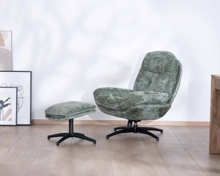 Sillón giratorio de diseño retro «Branson», en tejido sedoso de color verde salvia, con puf
