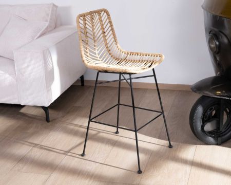 Silla de altura media de ratán con patas de metal «Coco»