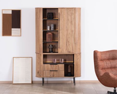 Mueble alto con múltiples compartimentos, diseño retro «Bopee», de acacia, con iluminación LED