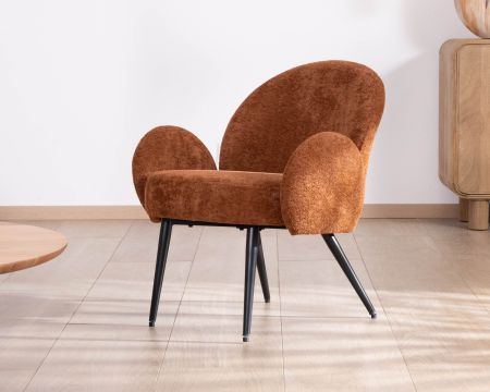 Sillón auxiliar de estilo retro con reposabrazos de tela «Luno», suave y con acabado cobrizo