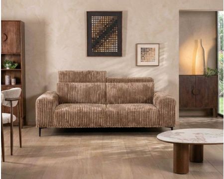 Sofá de 3 plazas de terciopelo con rayas anchas de color camel «Utsun» y reposacabezas abatibles