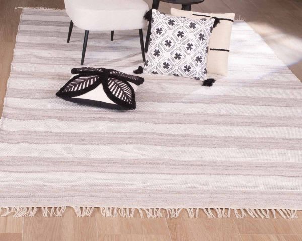 Alfombra grande con flecos a rayas en tonos claros «Kavon», de 300 x 200 cm