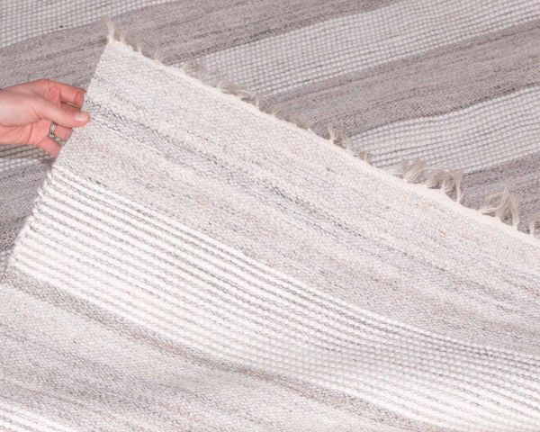 Alfombra grande con flecos a rayas en tonos claros «Kavon», de 300 x 200 cm