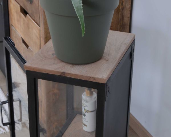 Pequeña vitrina de pared de estilo industrial, de metal, madera maciza y cristal «Black Cook»