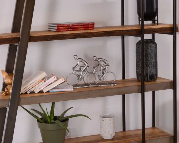 Librería de diseño contemporáneo «Mezzo», de madera, metal y acabado de cemento
