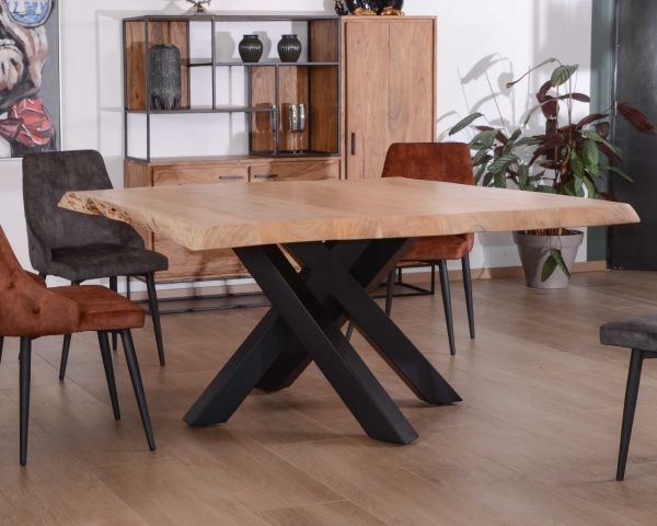 Mesa cuadrada de 150 x 150 cm de madera maciza de acacia natural y metal negro «Baillif»