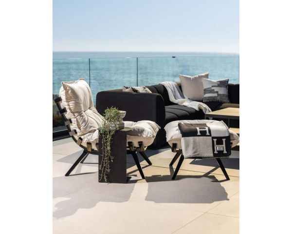Tumbona modular de alta gama con estructura de aluminio negro «Lisca»