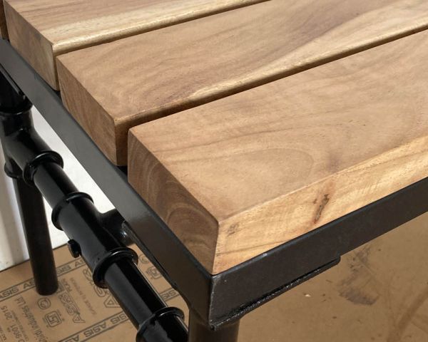 Banco industrial de madera maciza de acacia y metal «Garden»