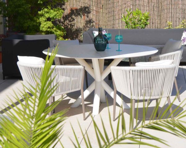 Lote de 2 sillas de jardín de diseño, de tela y aluminio color champán, modelo «Cheverny»