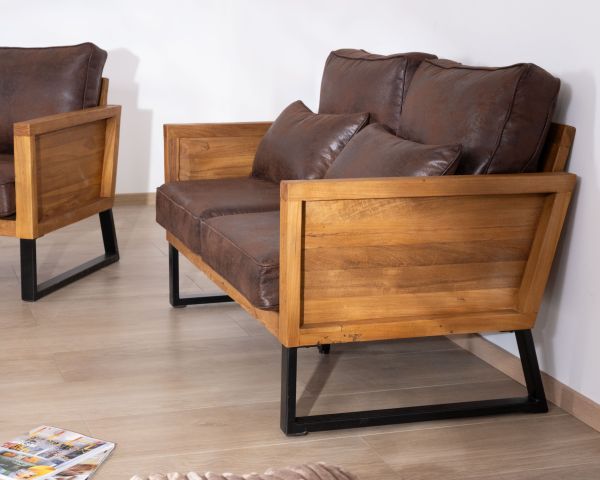 Sofá de 2 plazas de madera de teca y tela imitación de cuero color habano «Roster»