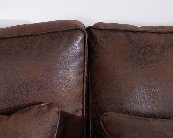 Sofá de 2 plazas de madera de teca y tela imitación de cuero color habano «Roster»