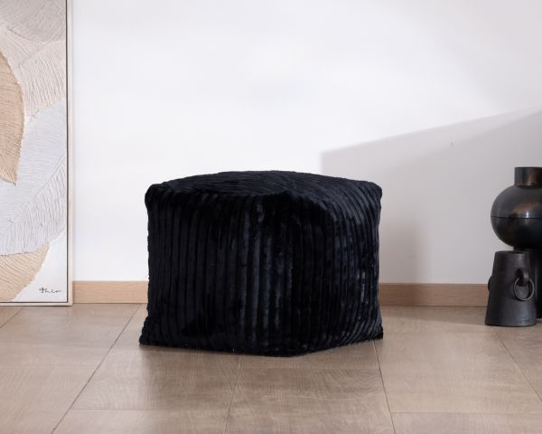 Puf cuadrado de pana antracita «Lizard», con un estilo acogedor y elegante