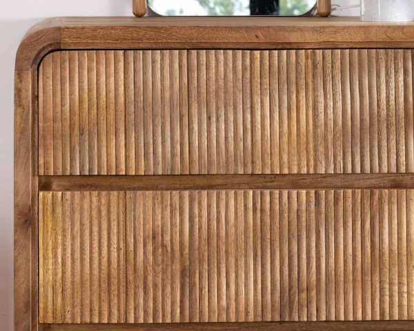 Cómoda de diseño retro con frentes acanalados «Céresto» y 3 cajones grandes