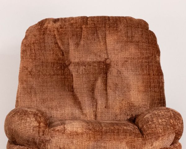 Sillón giratorio de 360° en tejido bouclé color terracota «Panama», con asiento mullido y diseño envolvente