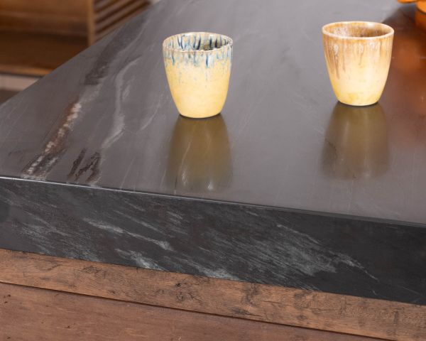  Tabla de cocina de teca reciclada con superficie de mármol negro «Grana»