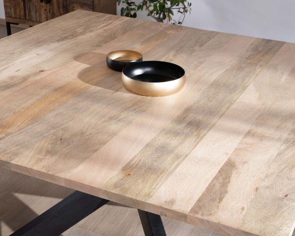 Mesa de comedor cuadrada extensible de estilo industrial, de madera de mango y metal, modelo «Haden», 140 x 140-220 cm