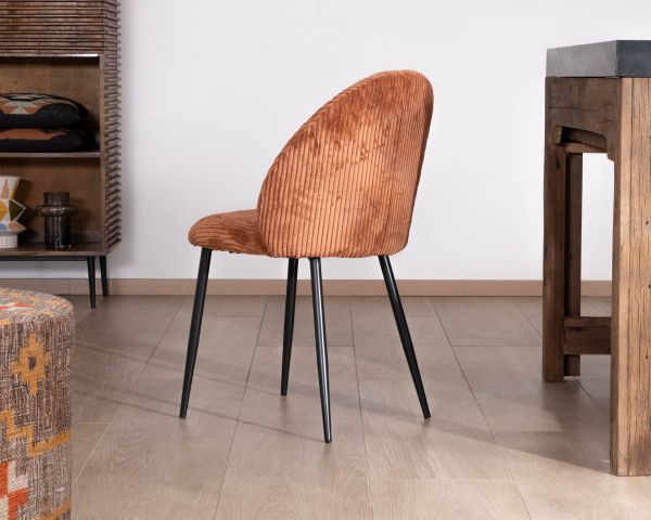 Juego de 4 sillas de comedor de pana color óxido «Bellot», de estilo retro