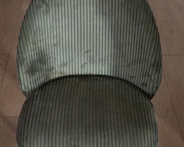 Juego de 4 sillas de comedor de terciopelo verde salvia oscuro «Bellot», de estilo vintage