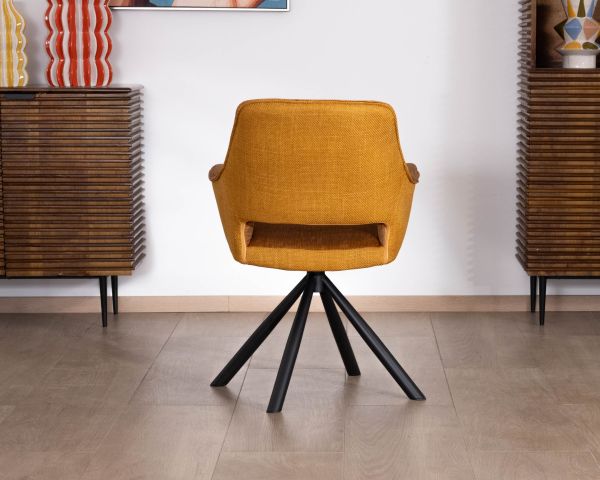 Lote de 2 sillones giratorios y envolventes para comedor, en tejido de doble textura color amarillo mostaza «Chilko»