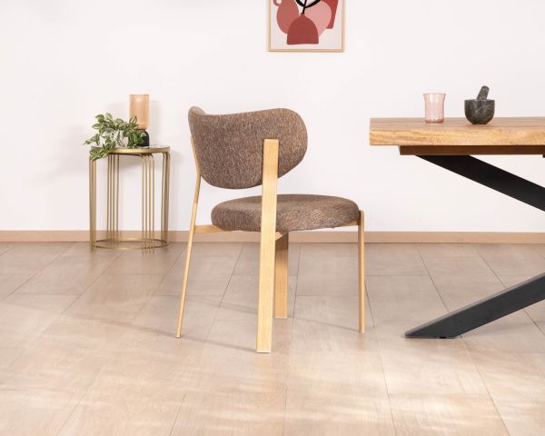 Juego de 2 sillas de comedor apilables, de diseño acogedor, modelo «Staccato», con tejido de trama marrón y patas con acabado de roble