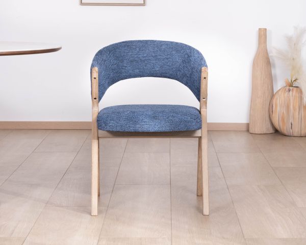Juego de 2 sillas de comedor contemporáneas de color azul noche «Kyara» con patas en forma de boomerang de madera de caucho