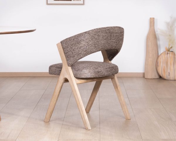 Lote de 2 sillas de comedor de diseño «Kyara» en tela marrón moka y madera de caucho