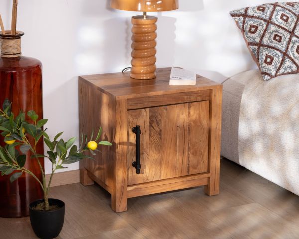 Mesita de noche de madera reciclada con estilo rústico «Mokal»