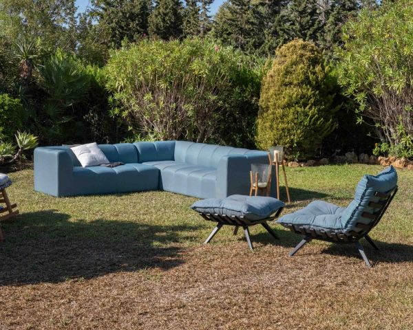 Tumbona de alta gama en turquesa y negro con reposapiés modular «Lisca»