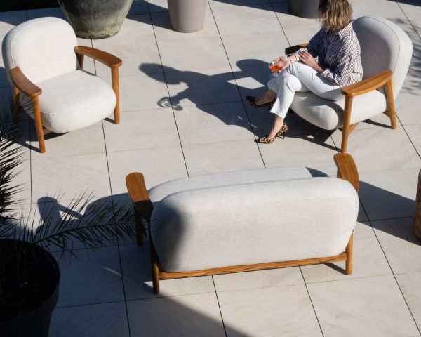 Conjunto de jardín de 3 piezas «Aristochair» de teca con tejido para exterior en blanco roto