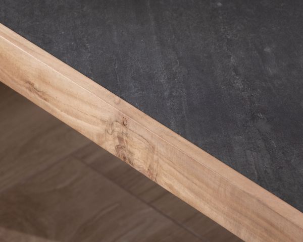 Mesa de centro de diseño retro con tablero de chapa de piedra «Pikto»
