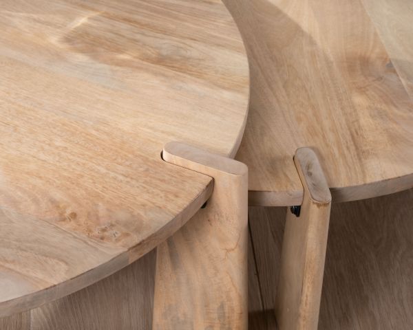 Juego de dos mesas de centro redondas de madera de mango natural «Loopie»