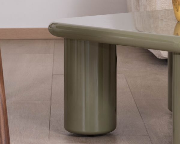 Mesa de centro cuadrada de 70 cm, de estilo minimalista, en color verde salvia «Nalya», con una base escultural